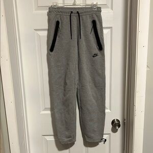 Nike Gray Sweatpants with Tapered Leg Design